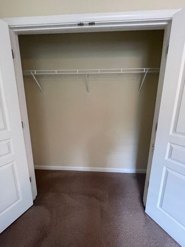 Building Photo - 14-1413 Ordonez