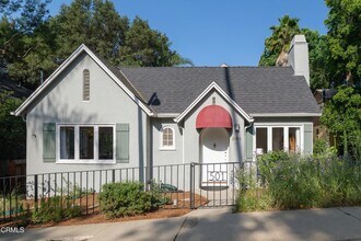 Building Photo - 501 Fremont Ln