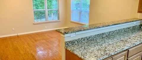 Building Photo - 3009 Speedway-