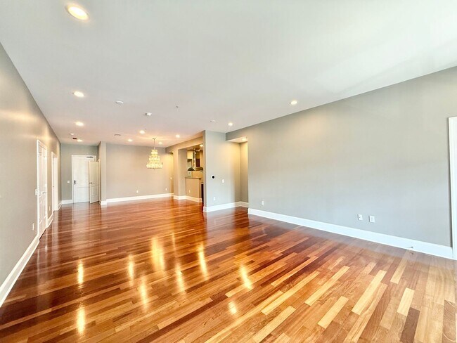 Building Photo - **OFFERING WAIVED APPLICATION FEES & $300 ...