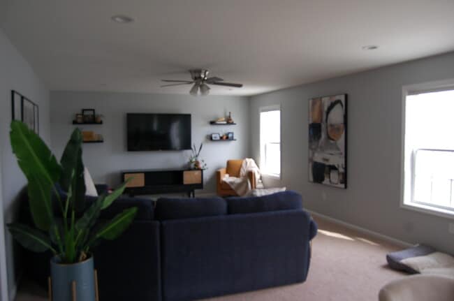 Building Photo - 388 W Birdie Ln