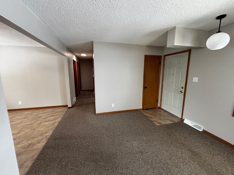 Building Photo - 3816 82nd St