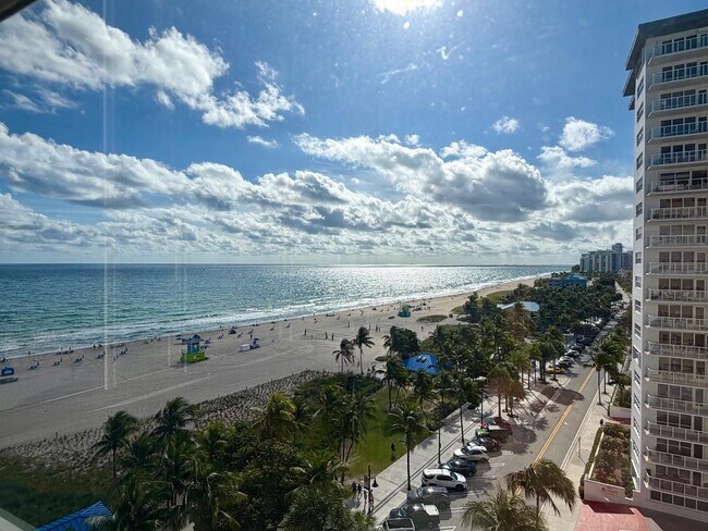 Building Photo - 133 N Pompano Beach Blvd