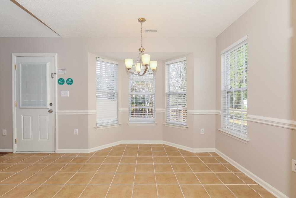 Building Photo - 3238 Longspur Dr
