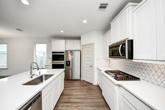 Building Photo - 3014 Jackmans Diamond