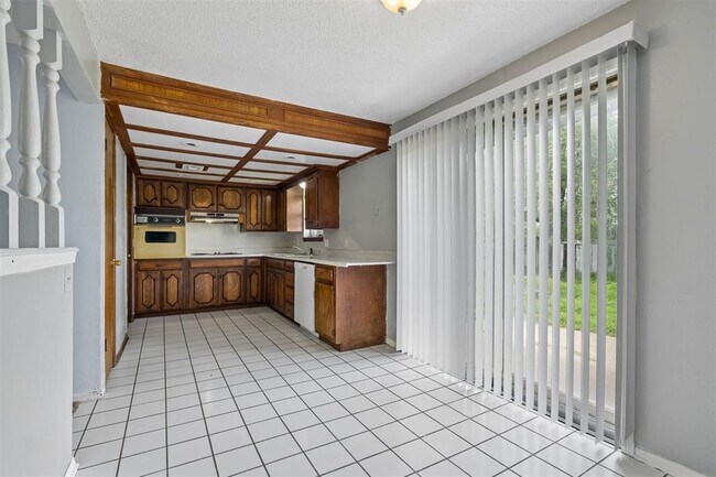 Building Photo - 3005 SE 51st St