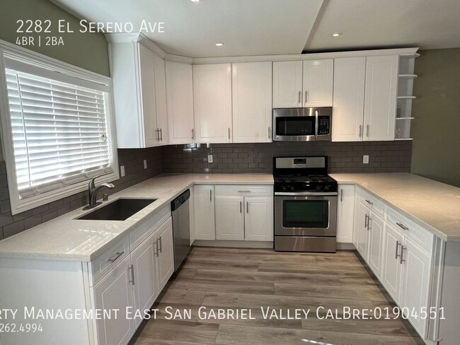 Building Photo - REMODELED 4 BEDROOM HOME IN PERFECT ALTADE...