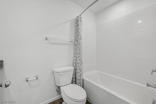 Building Photo - 7484 Mountain Ledge St