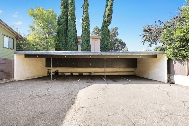 Building Photo - 231 S Catalina Ave