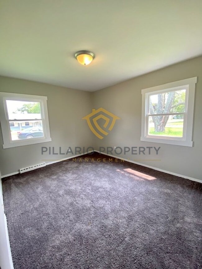 Building Photo - Updated Style Ranch House in Anderson with 3 Bedrooms and 1 Bathroom is Available NOW!