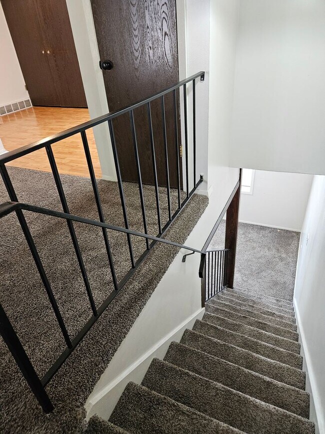 Building Photo - 51-53 W 1100 S