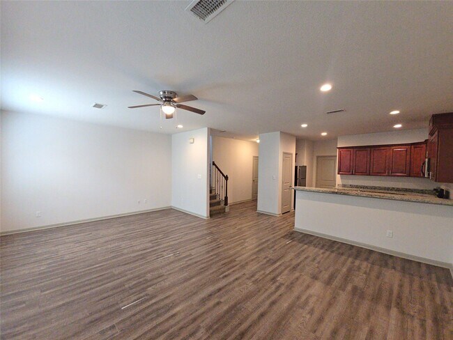 Building Photo - 626 Magnolia Bend