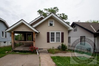 Building Photo - 3425 N 45th St