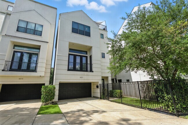 Building Photo - 6017 Allen St