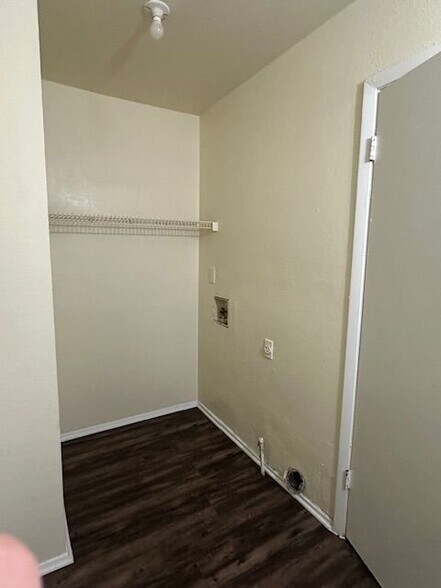 Building Photo - 3059 Destin Cir