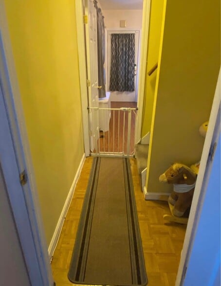 Building Photo - 159 S 4th Ave