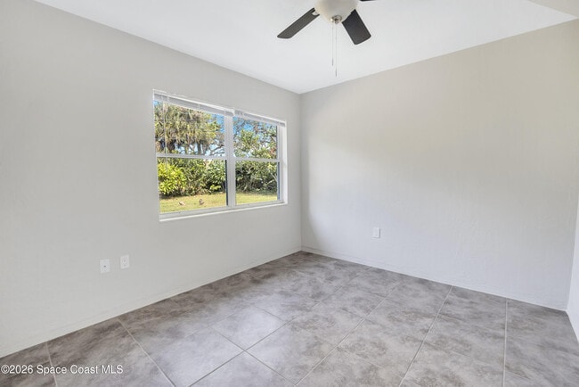 Building Photo - 644 Nida Dr