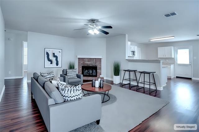 Building Photo - 813 Crystal Dr