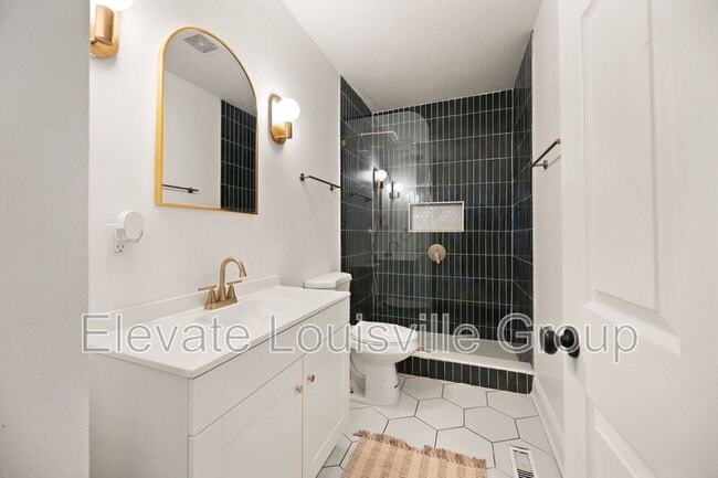 Building Photo - 915 S Shelby St