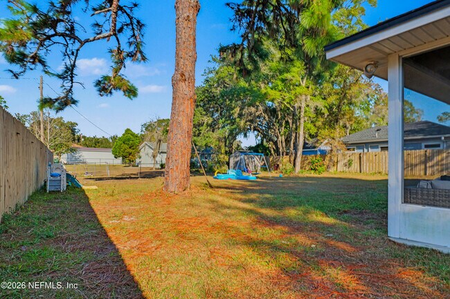 Building Photo - 87159 Chesapeake Ave