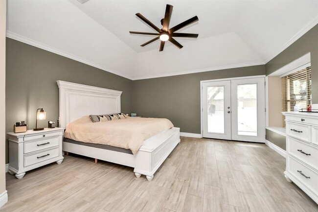 Building Photo - 2015 Dawn Crest Ct
