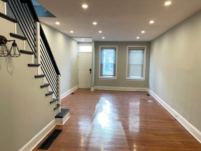 Living Room - 2026 S Cleveland St