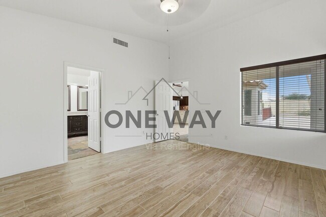 Building Photo - 15121 N 93rd Way