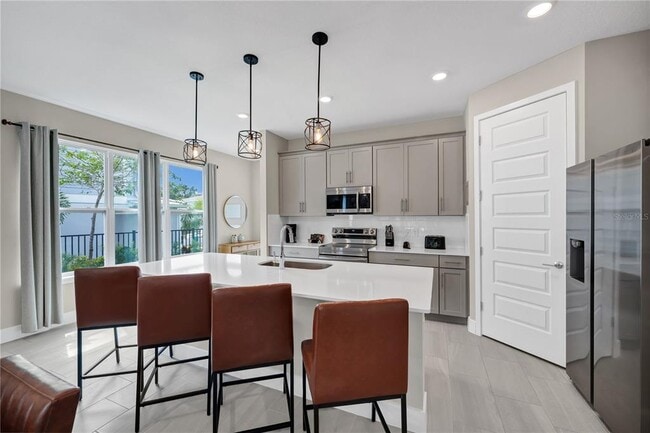 Building Photo - 7833 Spectrum Dr