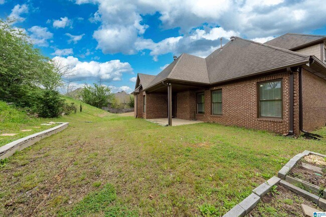 Building Photo - 2217 Chalybe Dr