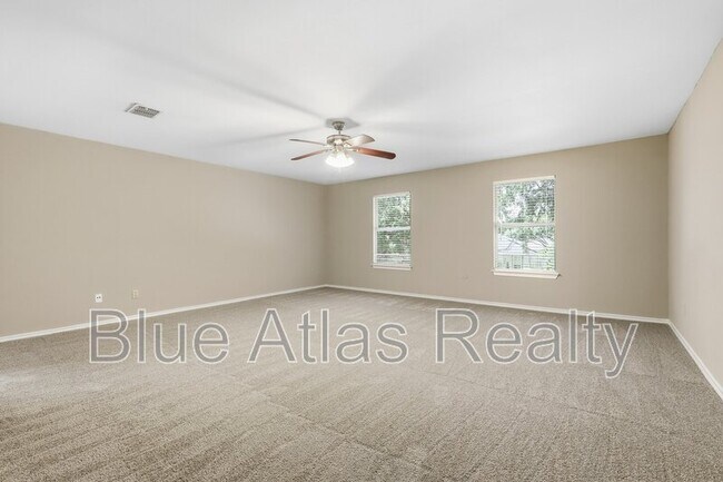 Building Photo - 2744 Frontier Ln