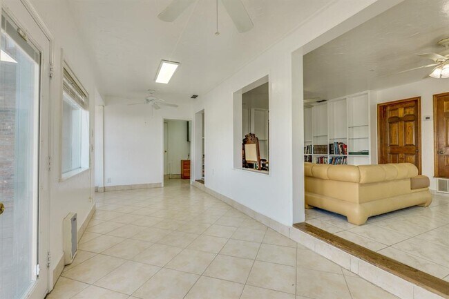 Building Photo - 6800 Falcata Cove