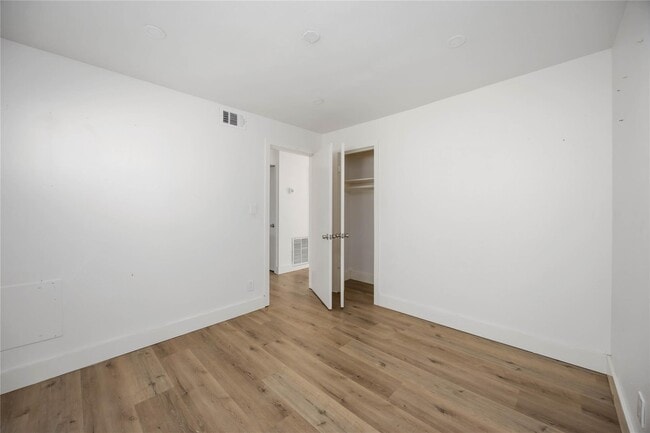 Building Photo - 2218 Hazard St