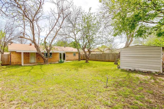 Building Photo - 237 NE Murphy Rd