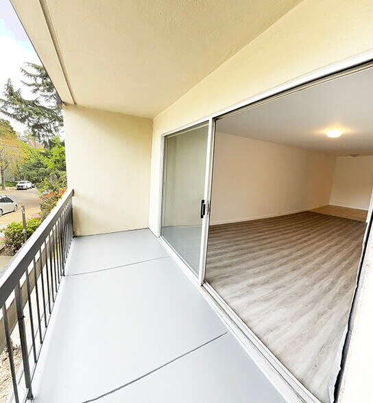 Primary Photo - 175 Santa Rosa Ave