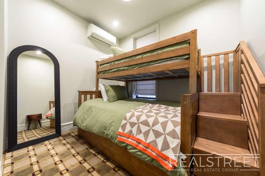 Building Photo - Luxury 4-Bed, 3.5-Bath Duplex with Private...