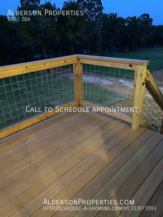 Building Photo - Beautiful Hill Country home