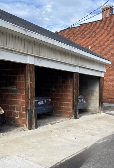 Garages in alley on Carey Way - 2334 E Carson St