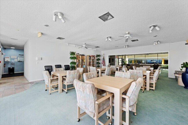 Building Photo - 3540 S Ocean Blvd