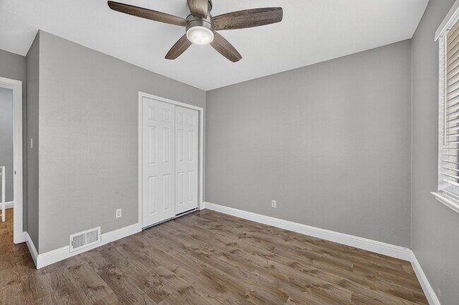 Building Photo - Charming 2-Bed Condo Retreat in Citrus Heights