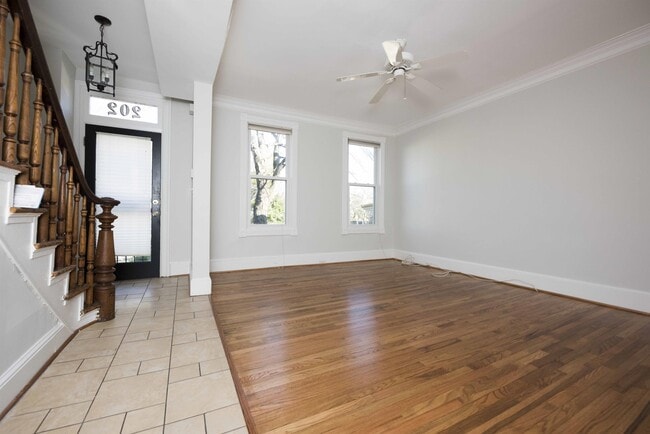 Building Photo - 202 11th St NE