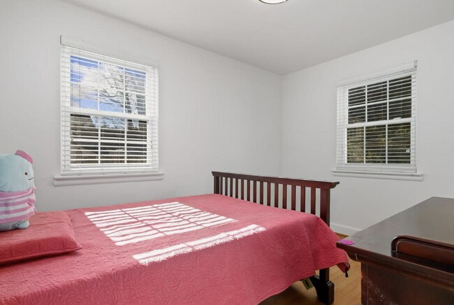 Building Photo - 5612 Massachusetts Ave