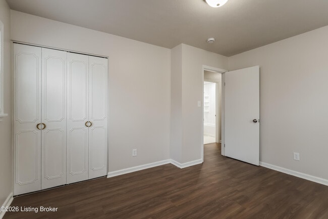 Building Photo - 5301 Sprucewood Dr