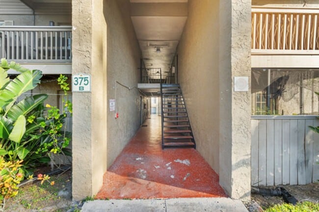 Building Photo - Serravella - 375-204