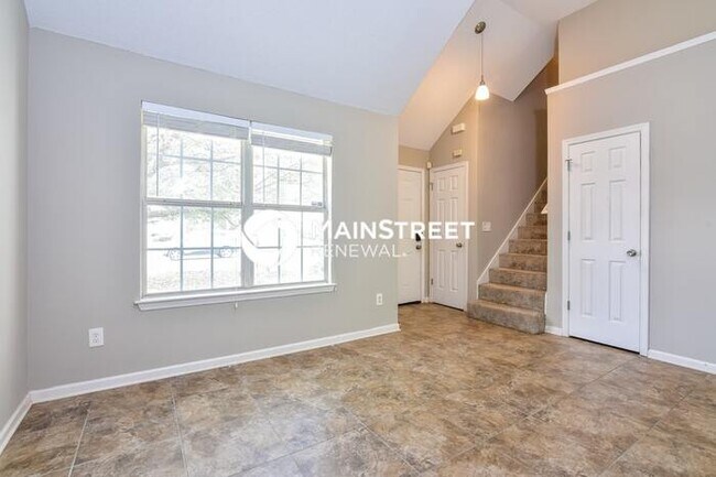 Building Photo - 3 Bedroom Pet-Friendly Home in Decatur, GA with Main Street Renewal