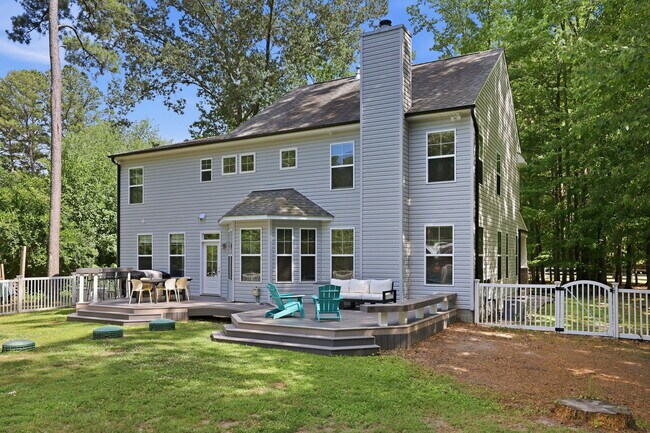 Building Photo - 1041 Scenic Blvd