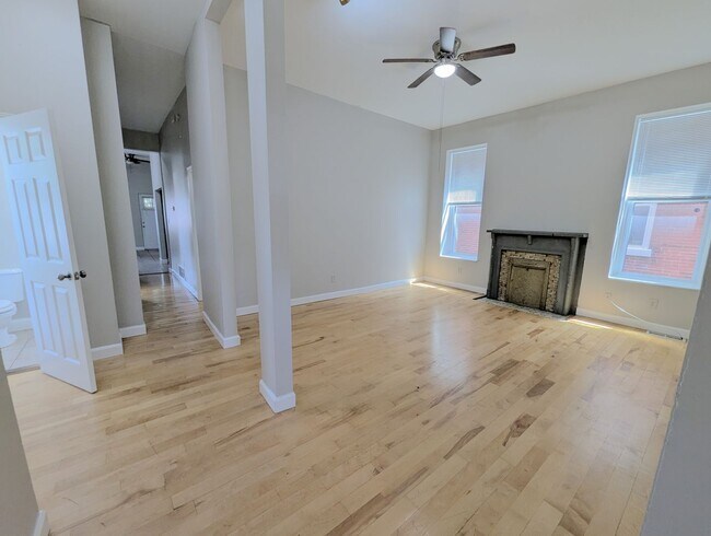 Building Photo - 2600 S Compton Ave