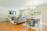 Building Photo - 16009 SE 164th Pl