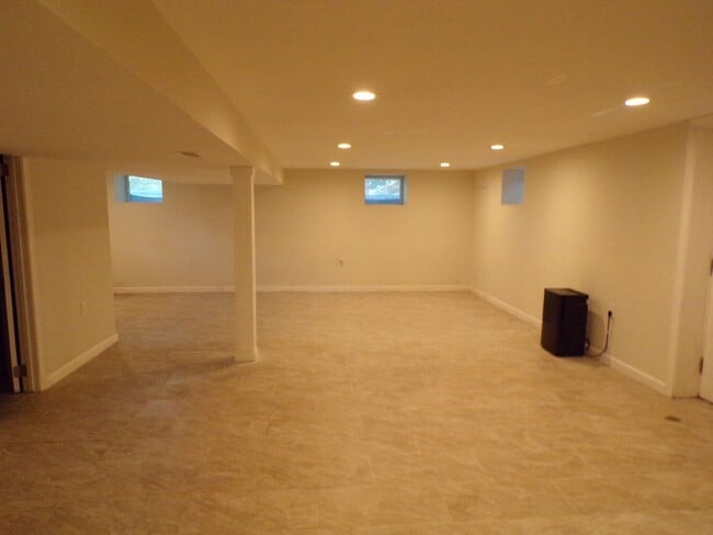 Building Photo - Charming Ranch-Style Home with Finished Ba...