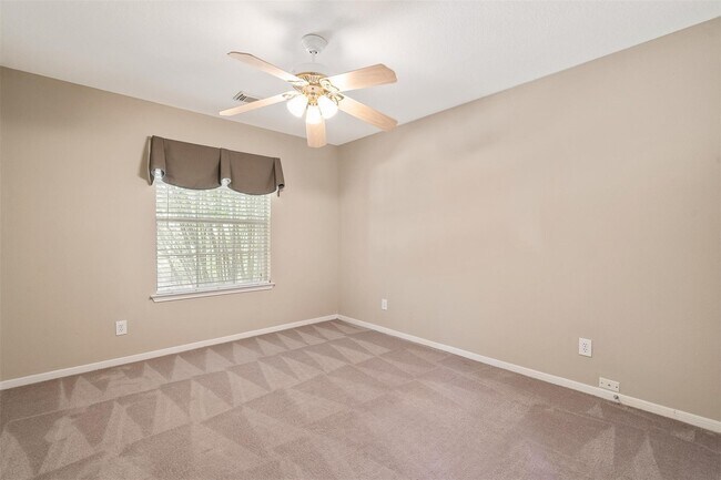 Building Photo - 22 S Bethany Bend Cir