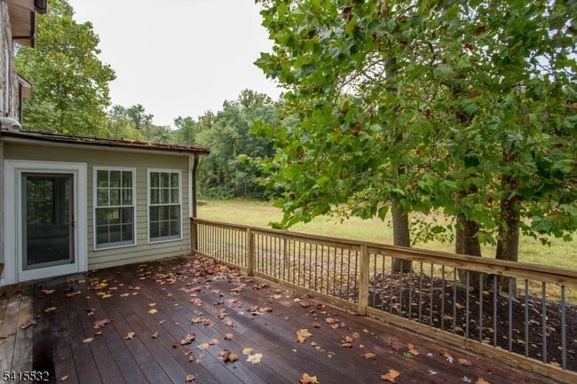 Building Photo - 2170 Daniel Bray Hwy